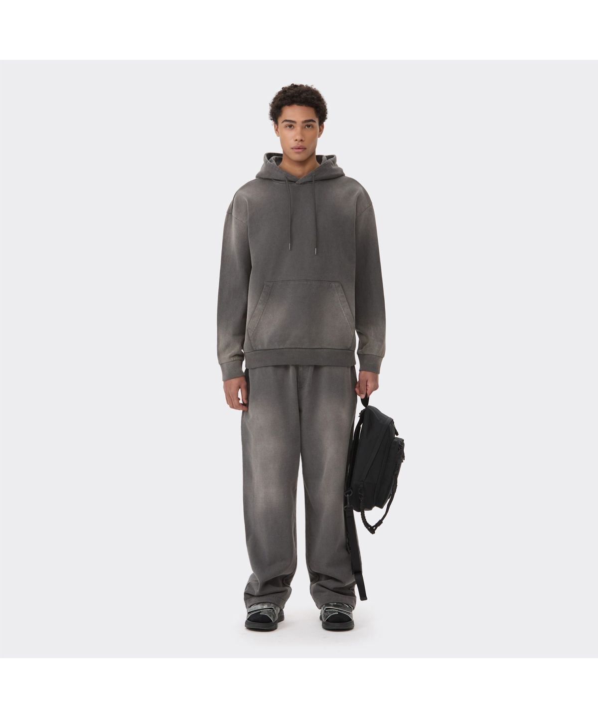 커스텀멜로우(CUSTOMELLOW) Grey Dyed Sweat Pants CWPAS26161GYX