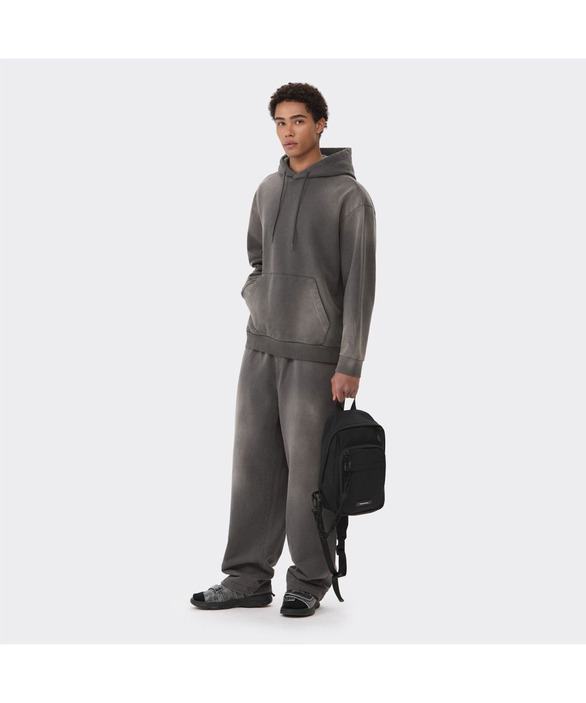 커스텀멜로우(CUSTOMELLOW) Grey Dyed Sweat Pants CWPAS26161GYX