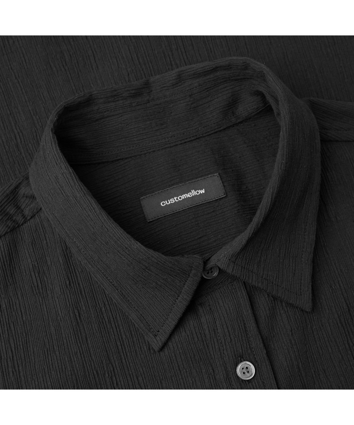 커스텀멜로우(CUSTOMELLOW) Black Relaxed Solid Pleats Half Shirt CWSAM26303BKX