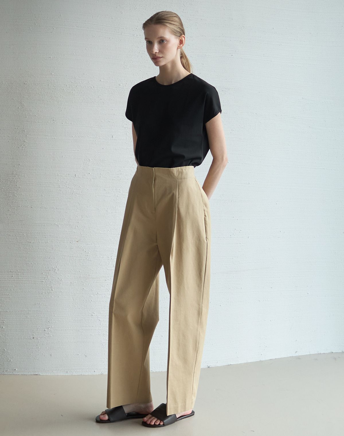 누토프(NUTOFFE) Burken Pants_Beige
