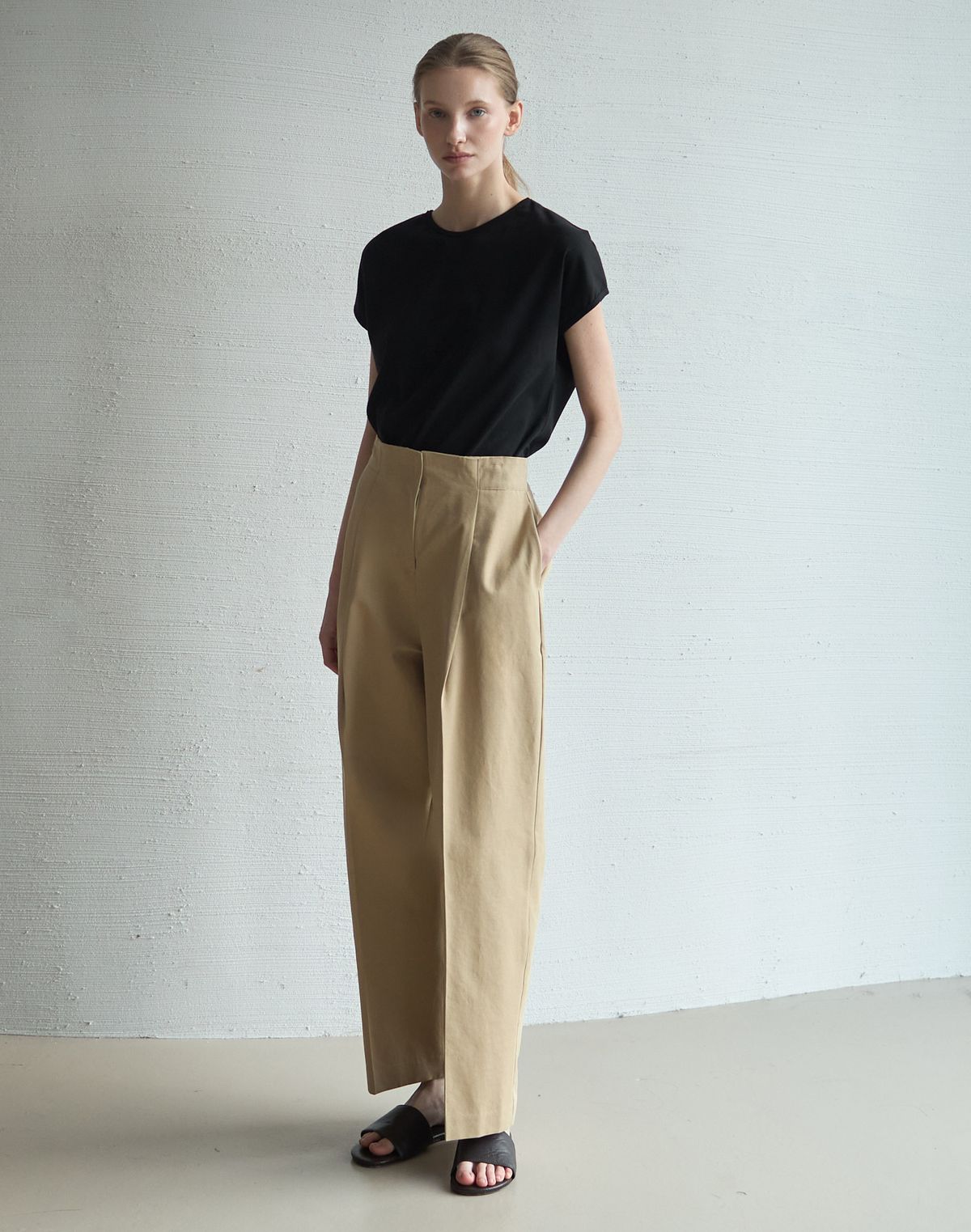 누토프(NUTOFFE) Burken Pants_Beige