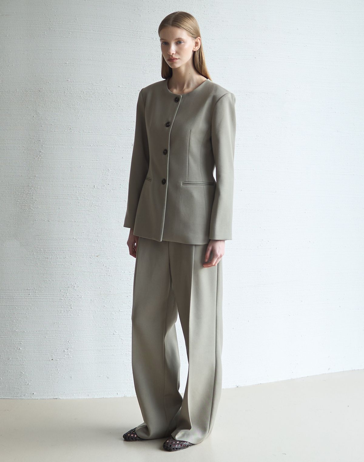 누토프(NUTOFFE) Formal Pants_Khaki Beige