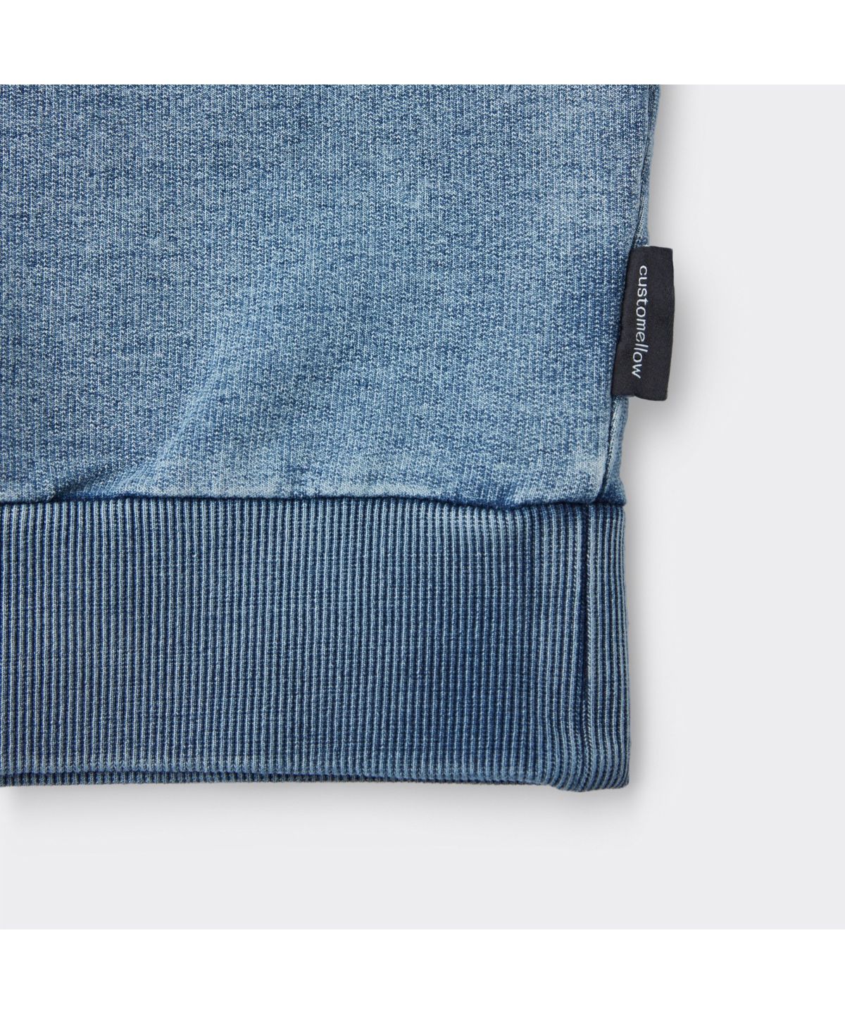 커스텀멜로우(CUSTOMELLOW) Blue Washed Two Tone Sweatshirt CWTAS26117BUX