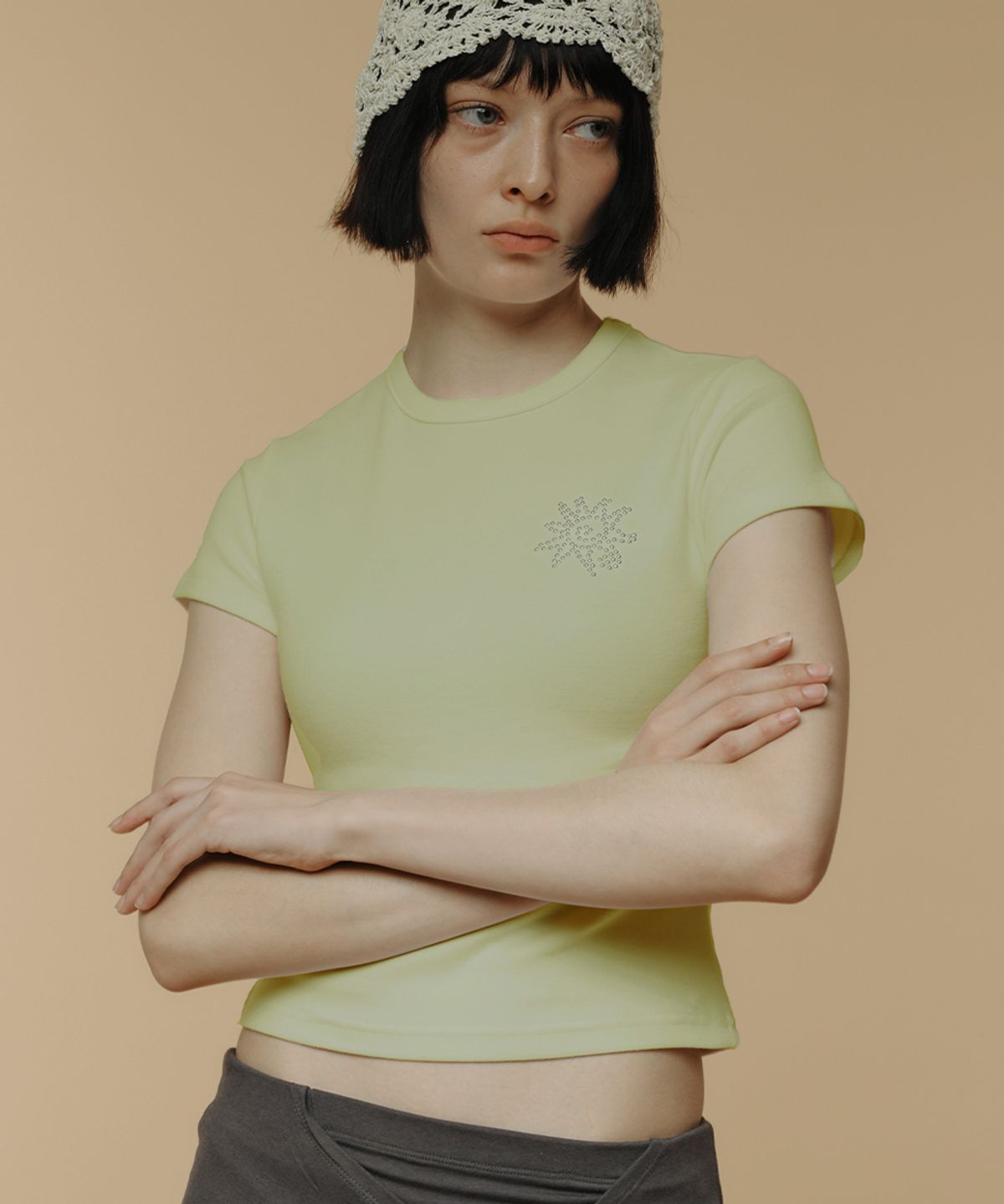 로맨티누어(ROMANTINUER) Sunrise Slim-Fit Cropped Cotton T-Shirt (Light Green)