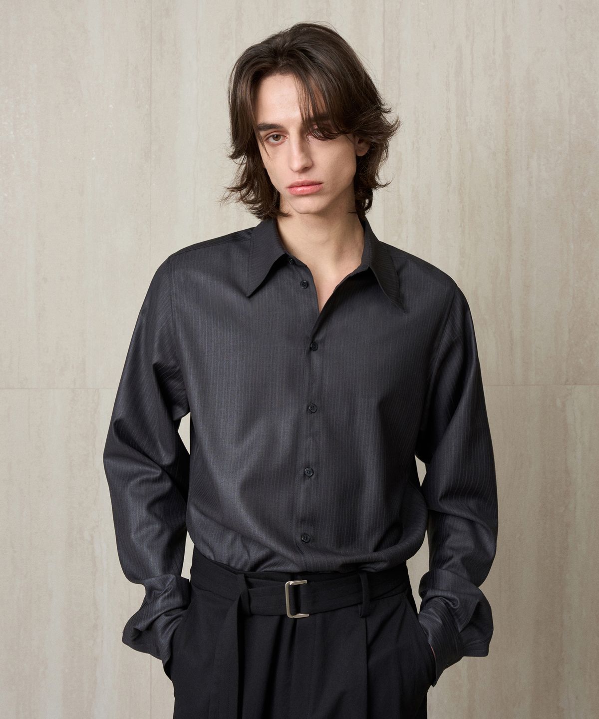 리이 맨(RERHEE MEN) SHOULDER PADDED STRIPED SHIRT