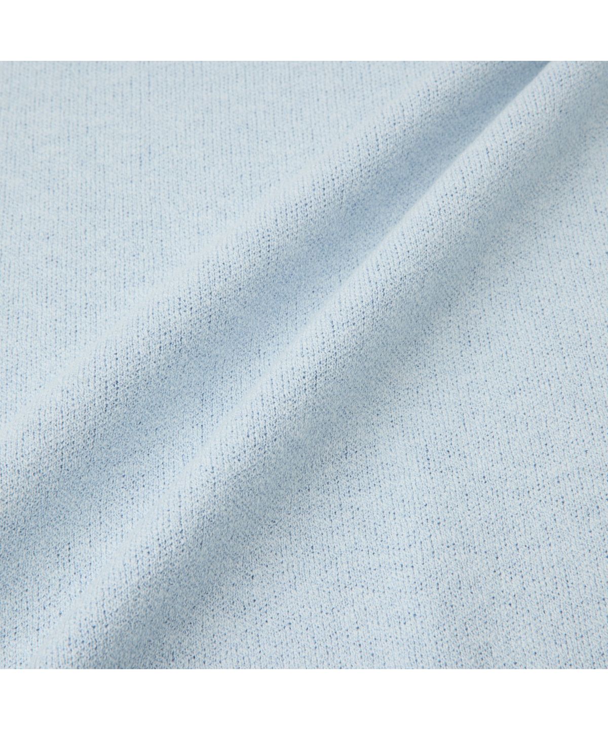 커스텀멜로우(CUSTOMELLOW) Blue Two-Tone Half Round Neck Sweater CWWAM26422BUX