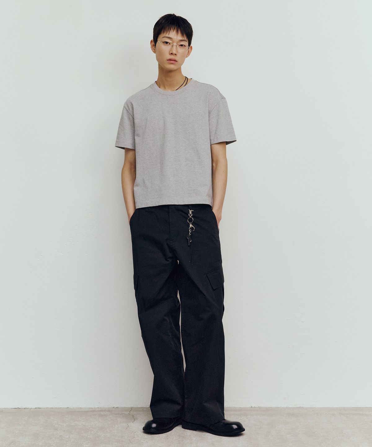 마인드브릿지(MINDBRIDGE) 크롭 오버핏 데일리 반팔 티셔츠 - 3color