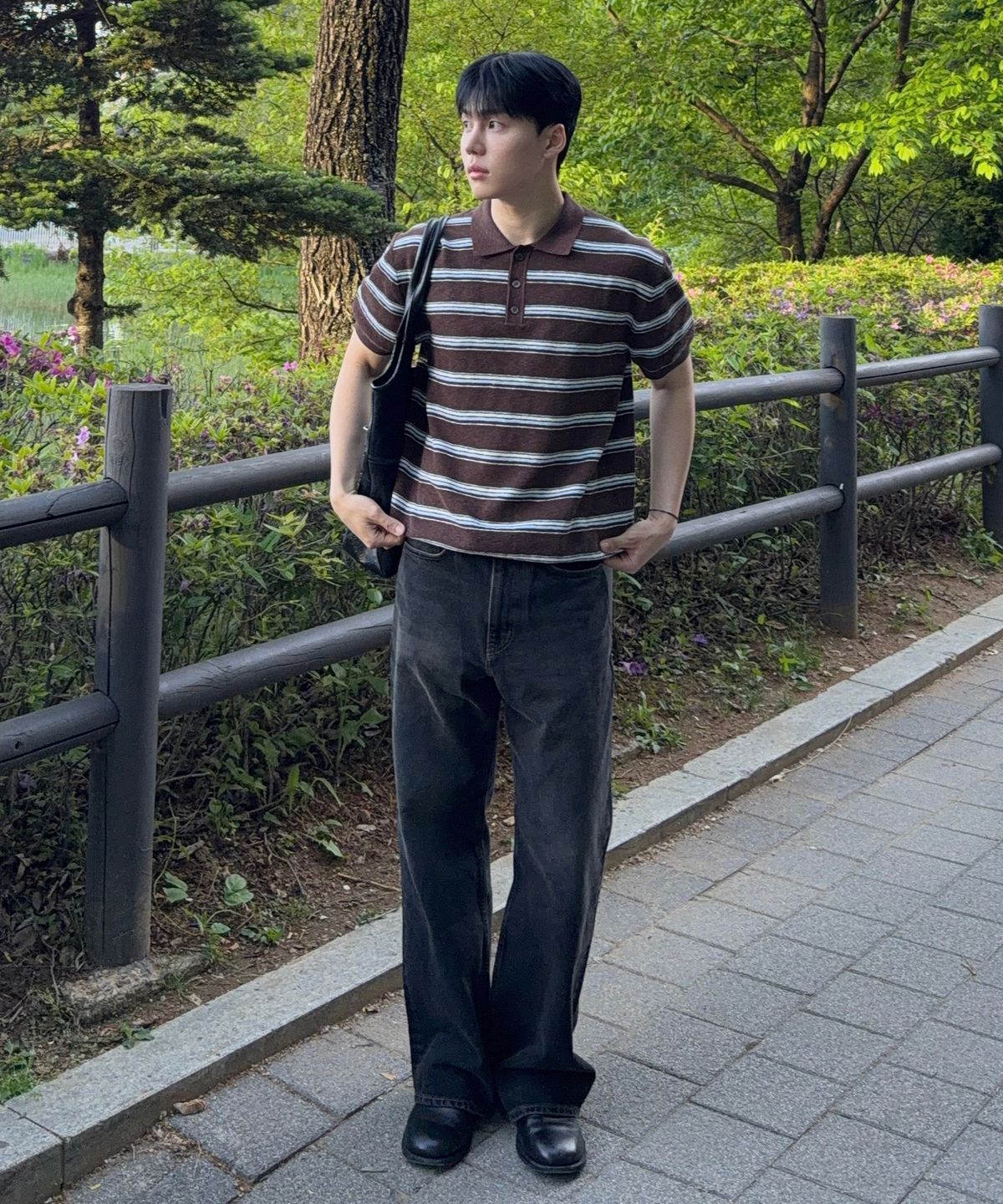 마인드브릿지(MINDBRIDGE) [COUTURE]워셔블 멀티 스트라이프 카라 반팔 니트 - 2color