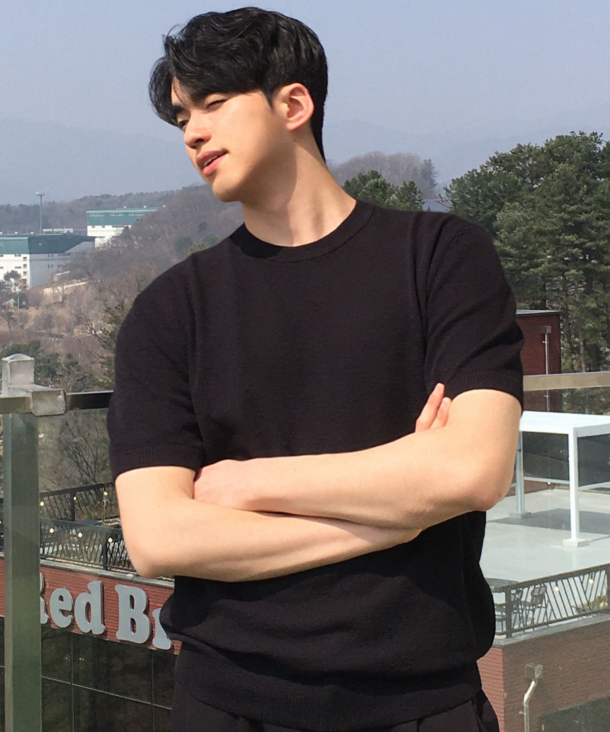 마인드브릿지(MINDBRIDGE) 워셔블 린넨 라이크 라운드 반팔 니트 - 2color