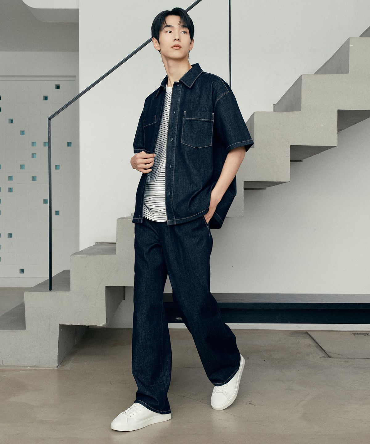 마인드브릿지(MINDBRIDGE) [COUTURE]7oz논페이드 인디고 데님 오버핏 반팔 셔츠