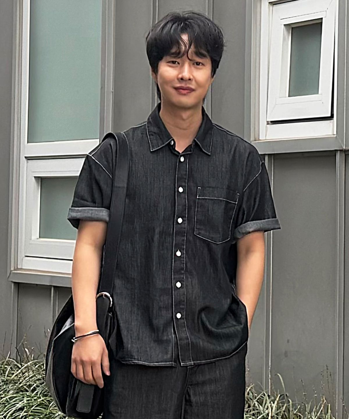 마인드브릿지(MINDBRIDGE) 린넨 라이크 데님 오버핏 데일리 반팔 셔츠 - 3color