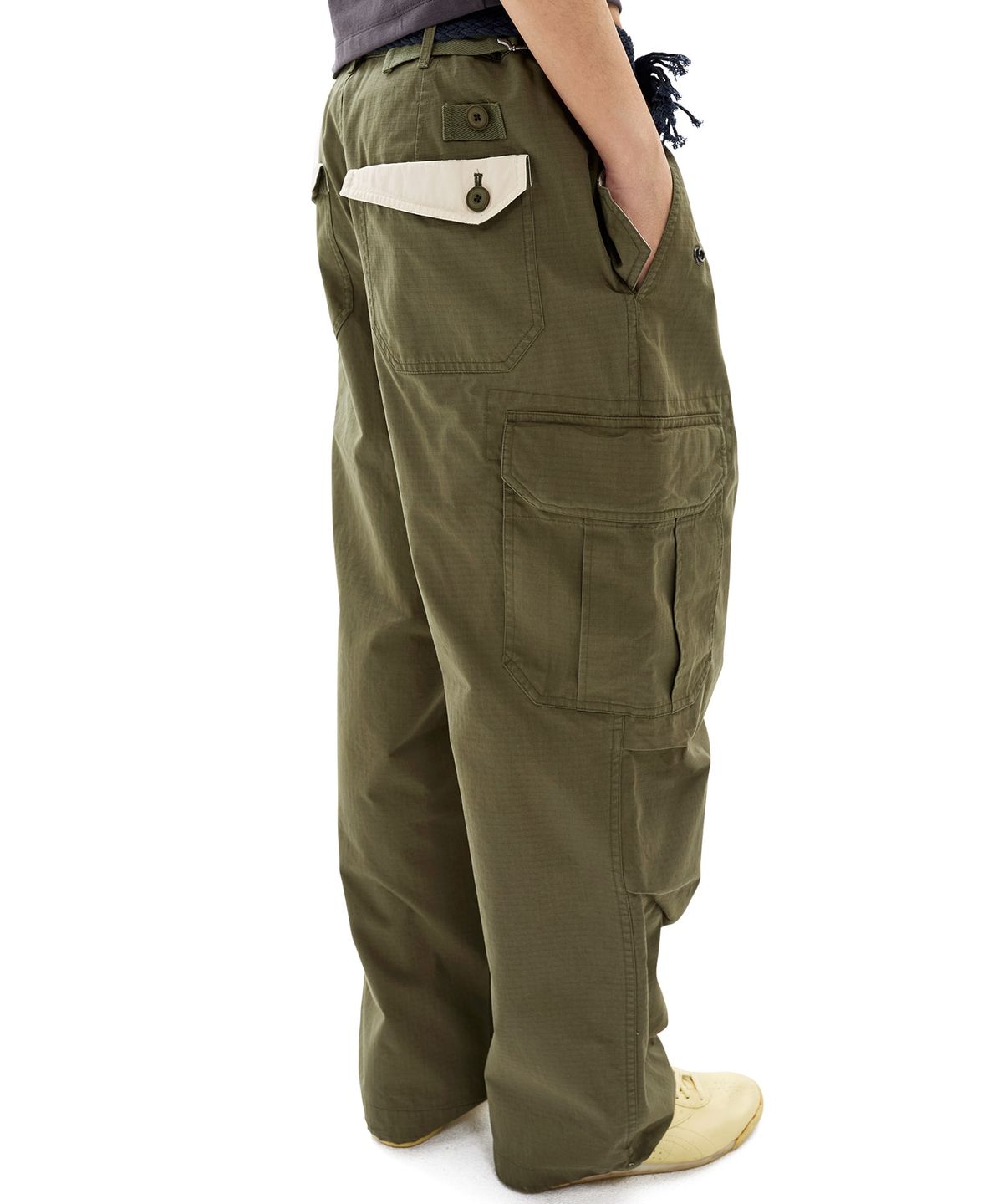 썬러브투어(SUNLOVETOUR) Vector Cargo Pants Olive