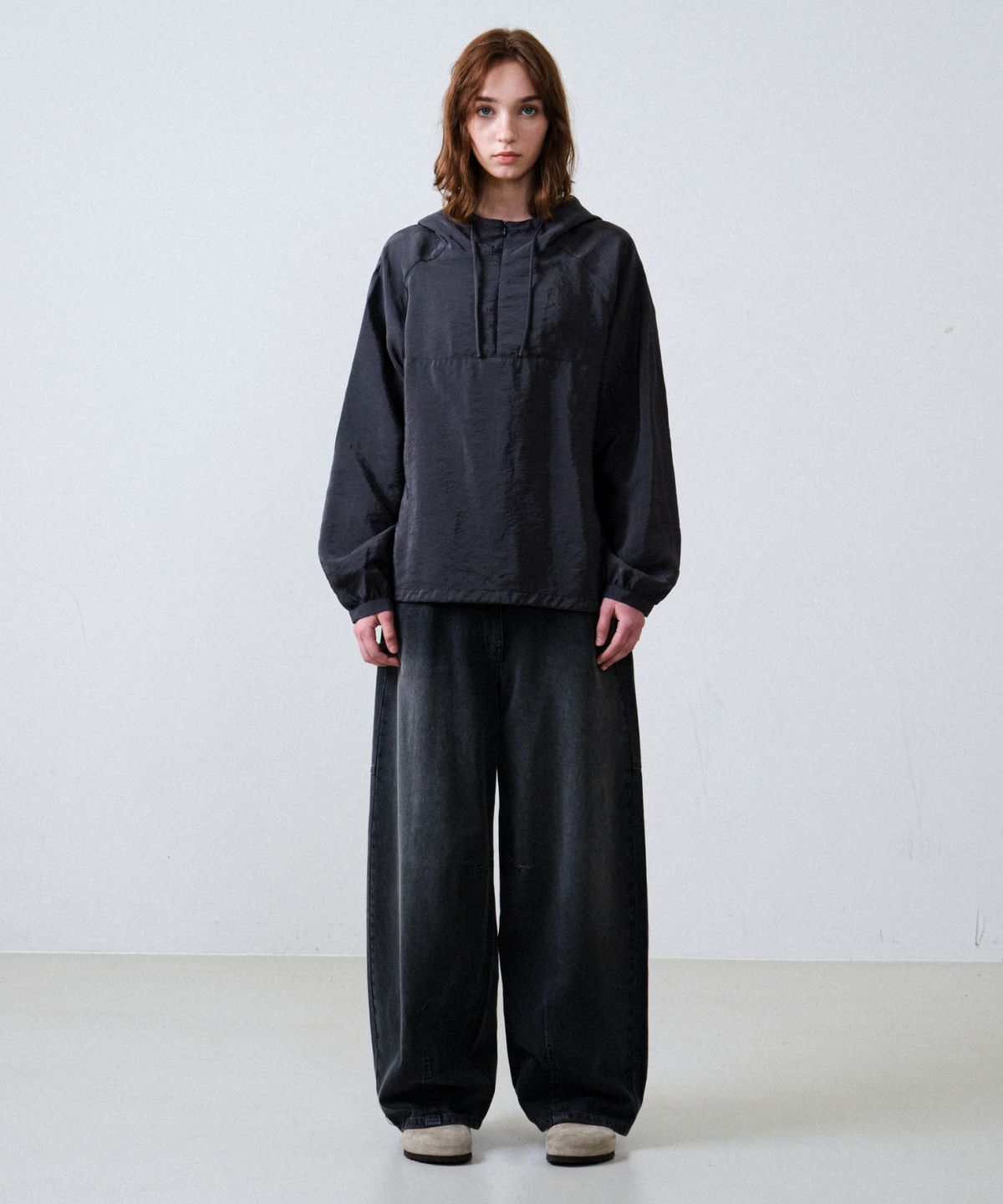 힐리먼트(HELEMENT) 여성 코쿤 와이드 데님 팬츠 (BLACK)