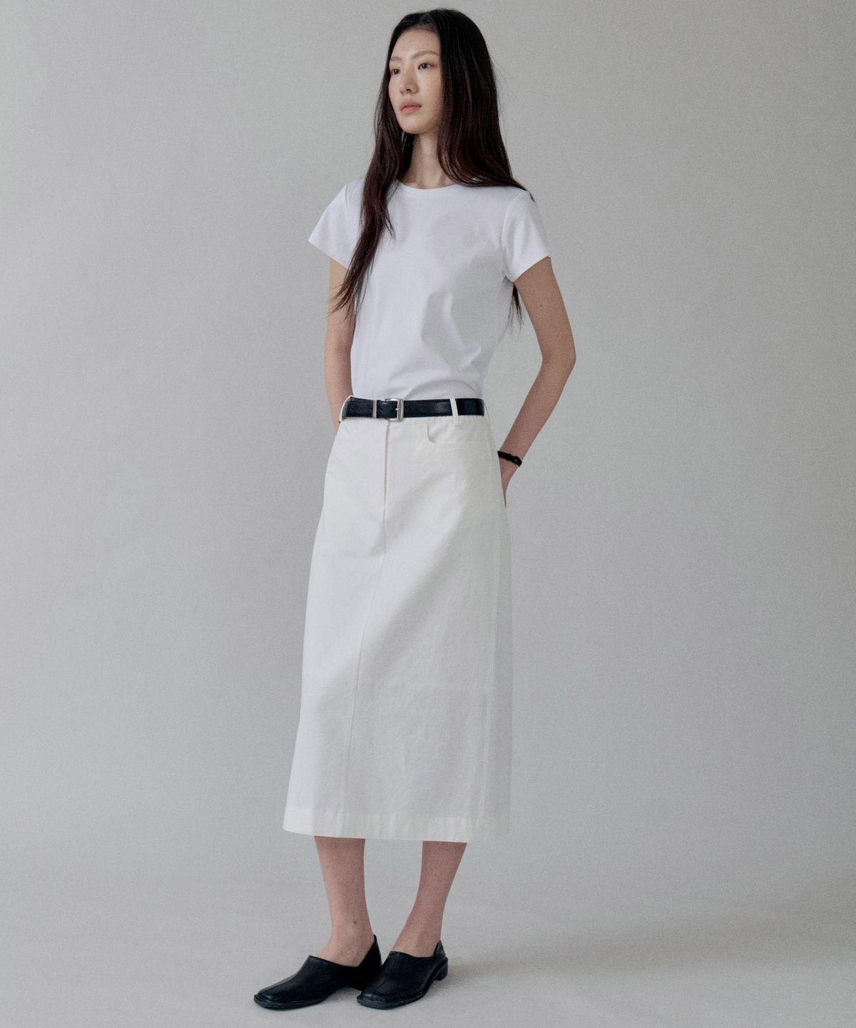 스텝어라운드(STEP AROUND) Straight Pocket Cotton Skirt_WHITE