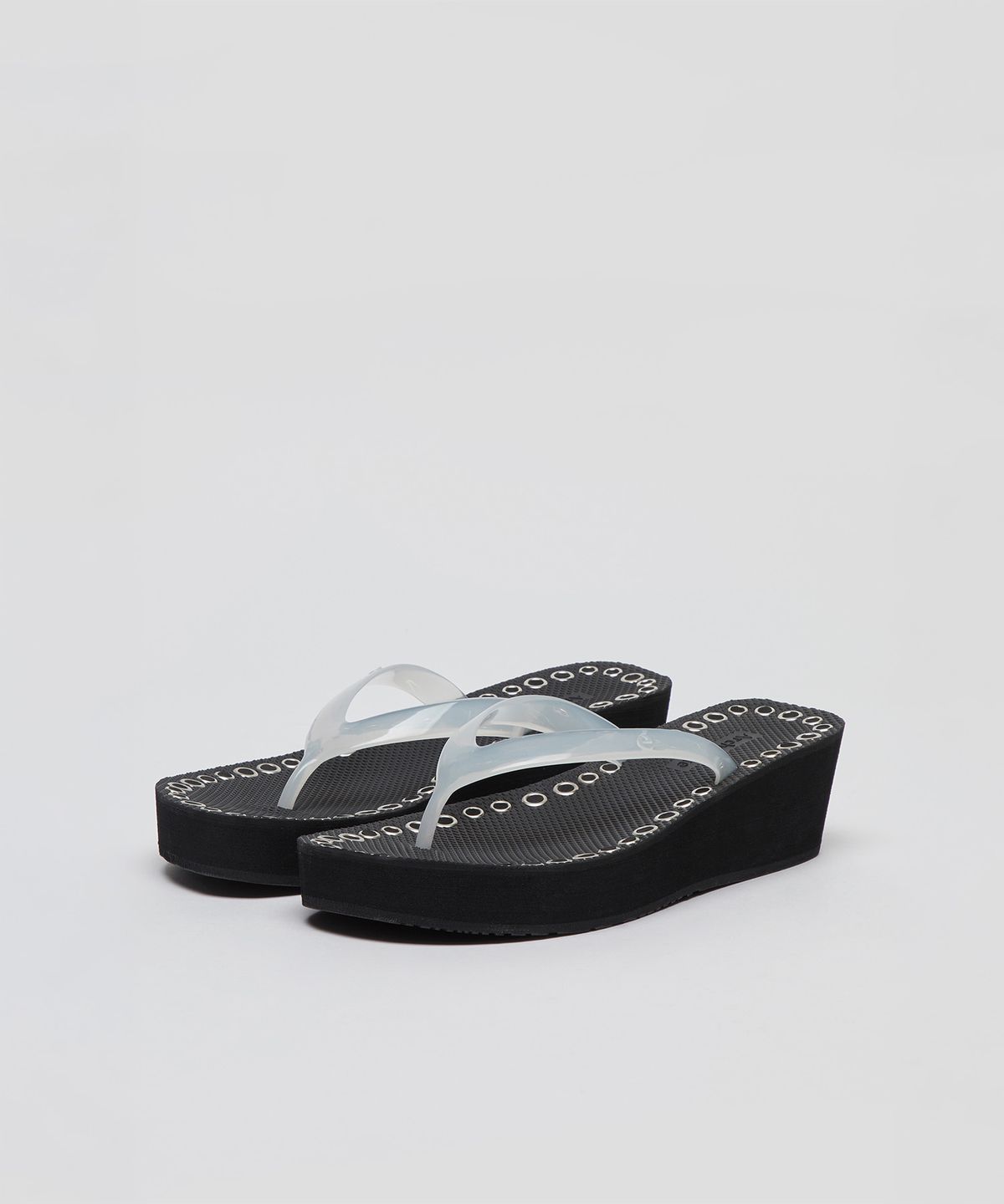 아카이브앱크(ARCHIVEPKE) Eyelet platform sandals(White)_OK2CM26052WHT