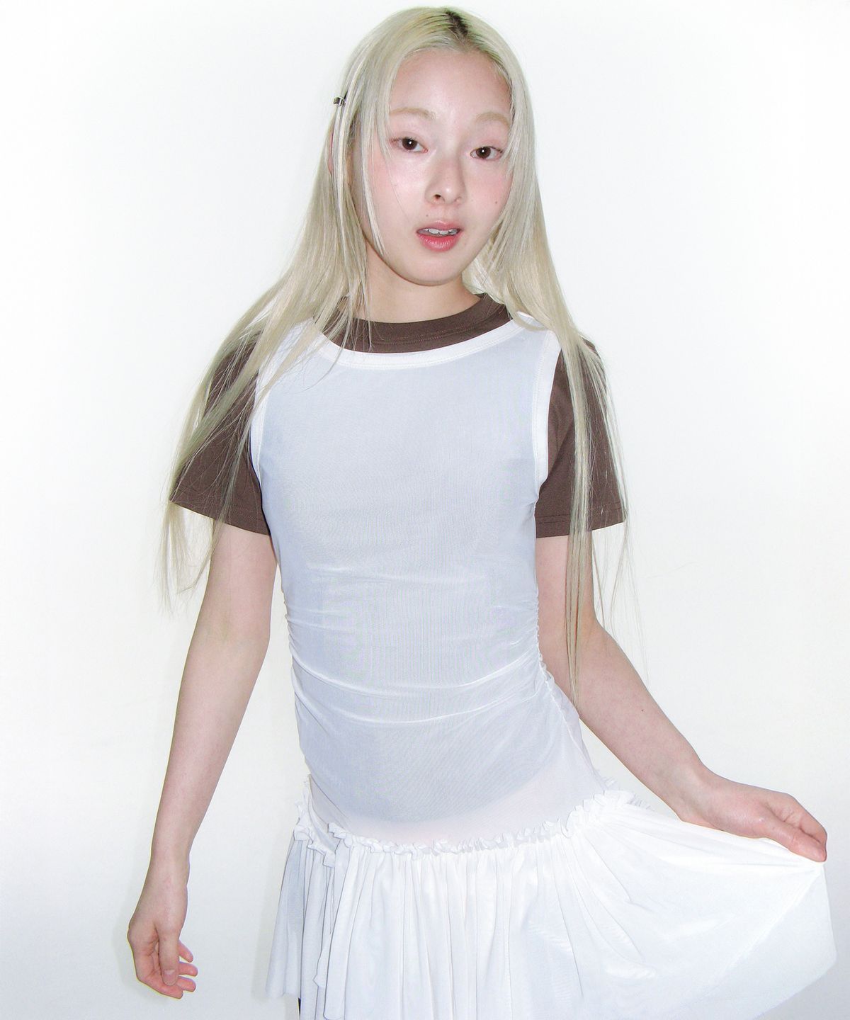 아메스 월드와이드(AMES-WORLDWIDE) MESH SHIRRING MINI DRESS IVORY