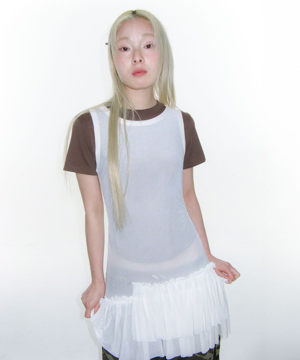 아메스 월드와이드(AMES-WORLDWIDE) MESH SHIRRING MINI DRESS IVORY