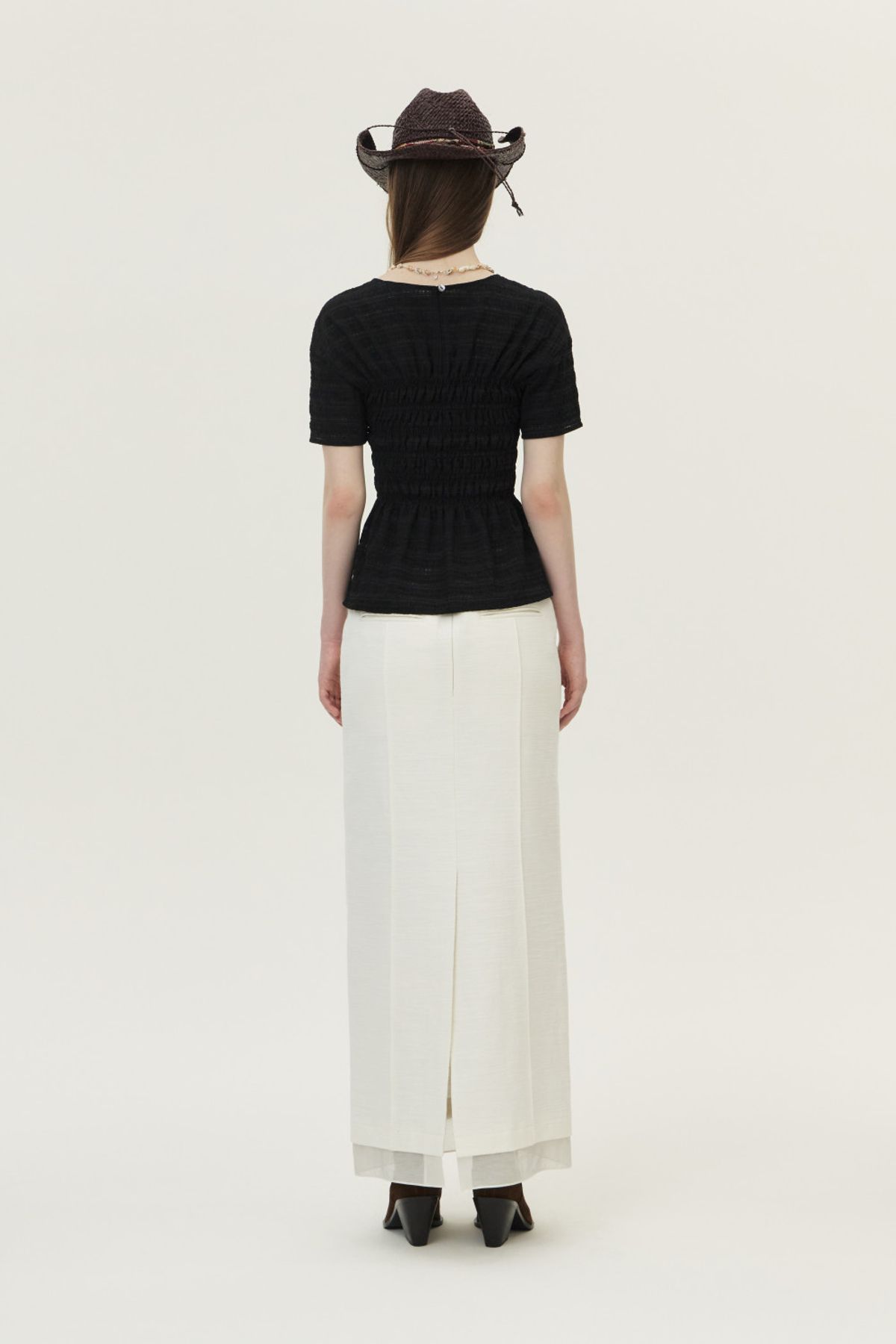 쿠메(KUMÉ) Smocked Checkered Blouse, Black