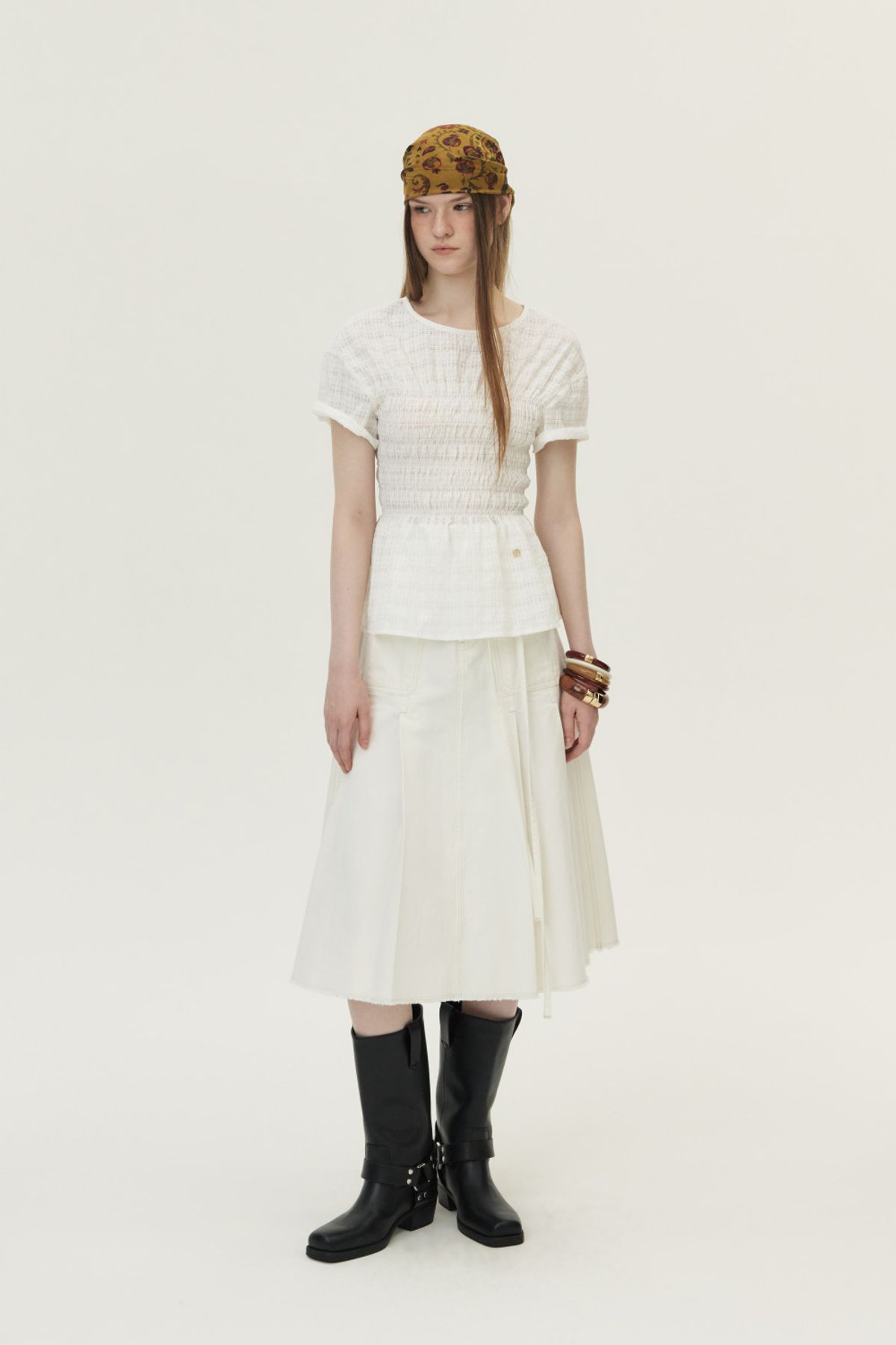 쿠메(KUMÉ) Smocked Checkered Blouse, White