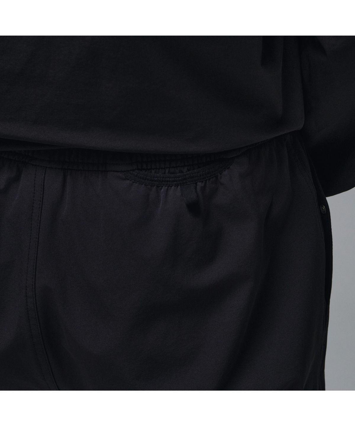 푸마(PUMA) 남성 프리미엄 베이직 우븐 쇼츠 M Premium Basic Woven Shorts (52976401)