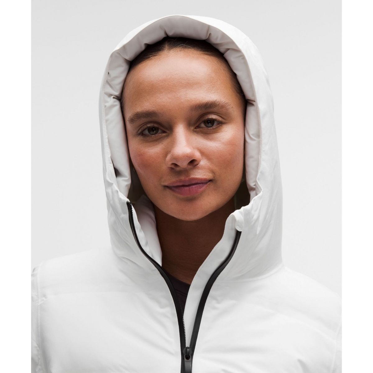 룰루레몬(LULULEMON) 슬러시 아워 워터프루프 600 다운 필 파카  WHT