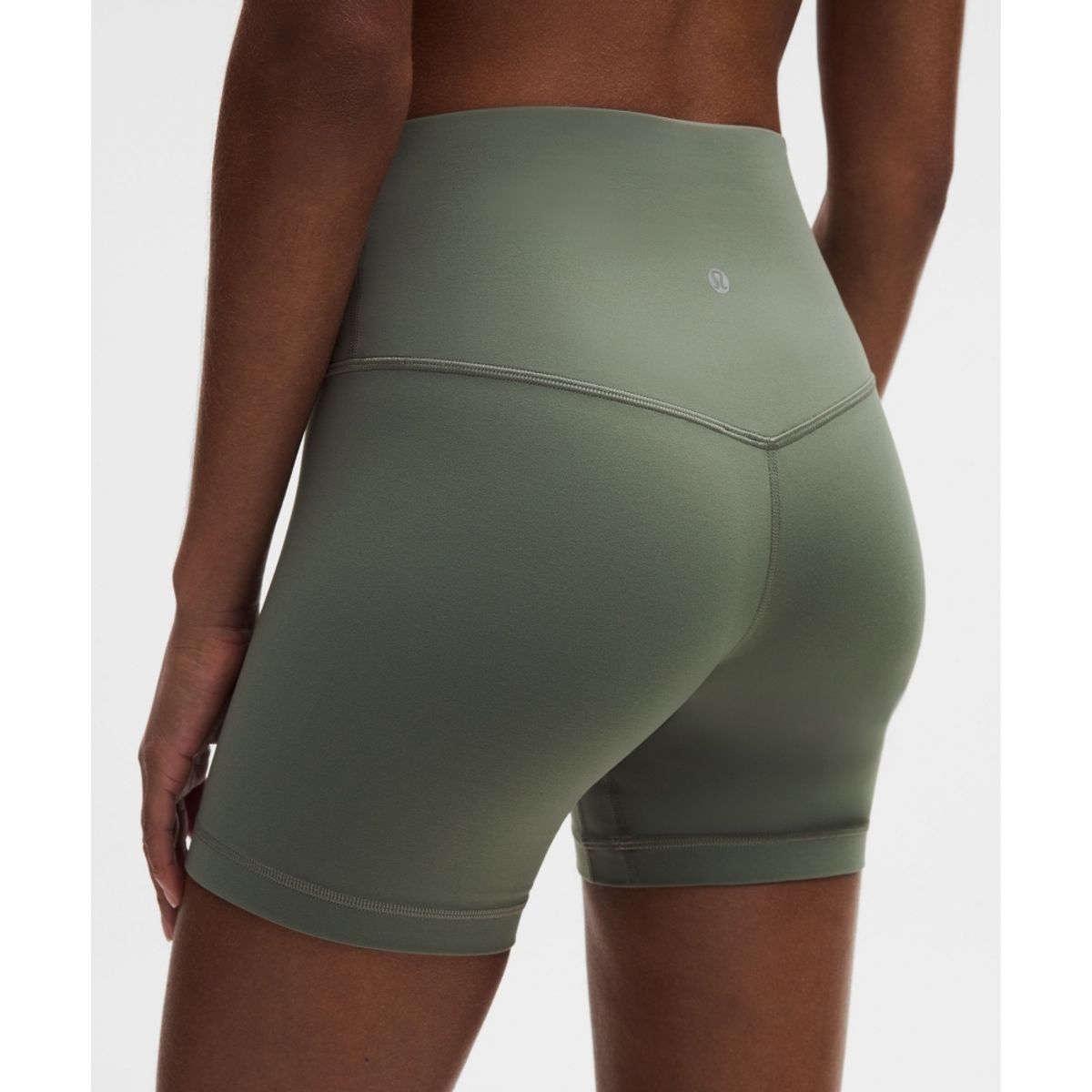 룰루레몬(LULULEMON) Align No Line™ 하이라이즈 쇼츠 6inch  WILO