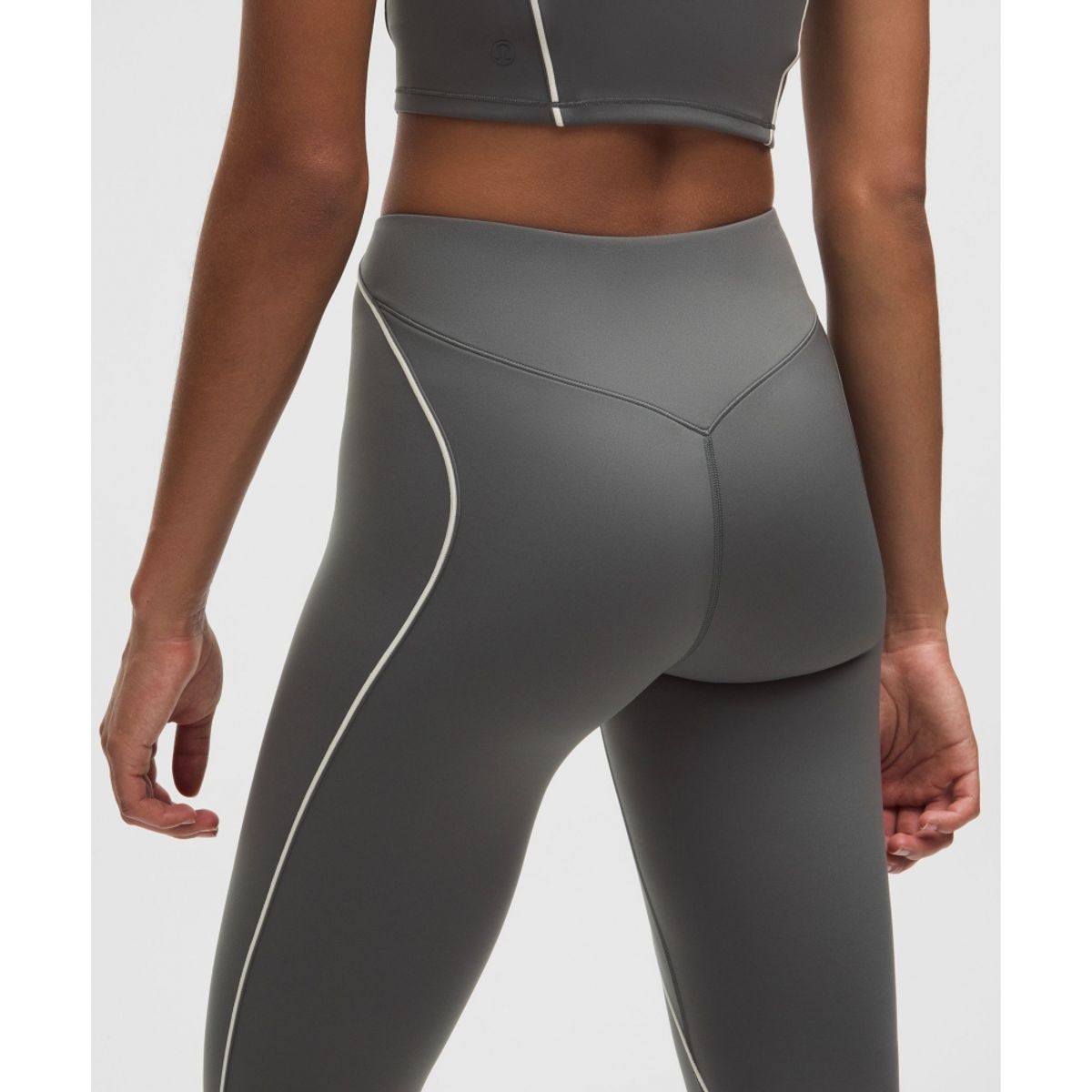 룰루레몬(LULULEMON) Ultralu 컨투어심 하이라이즈 타이츠  ONGE