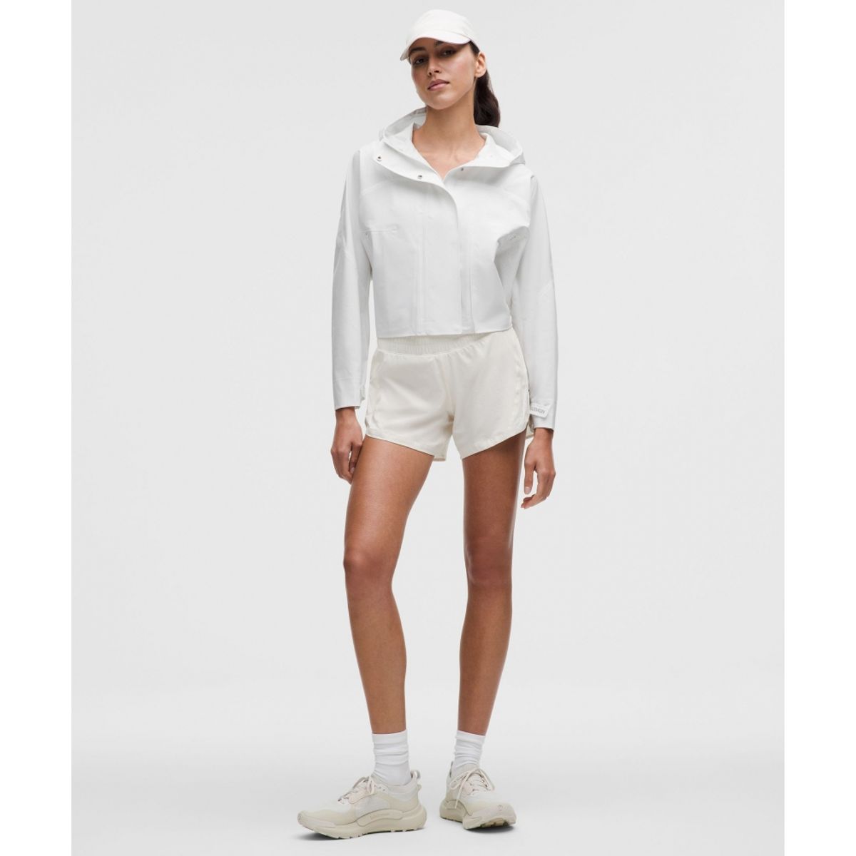룰루레몬(LULULEMON) 레인 체이서 재킷  WHT