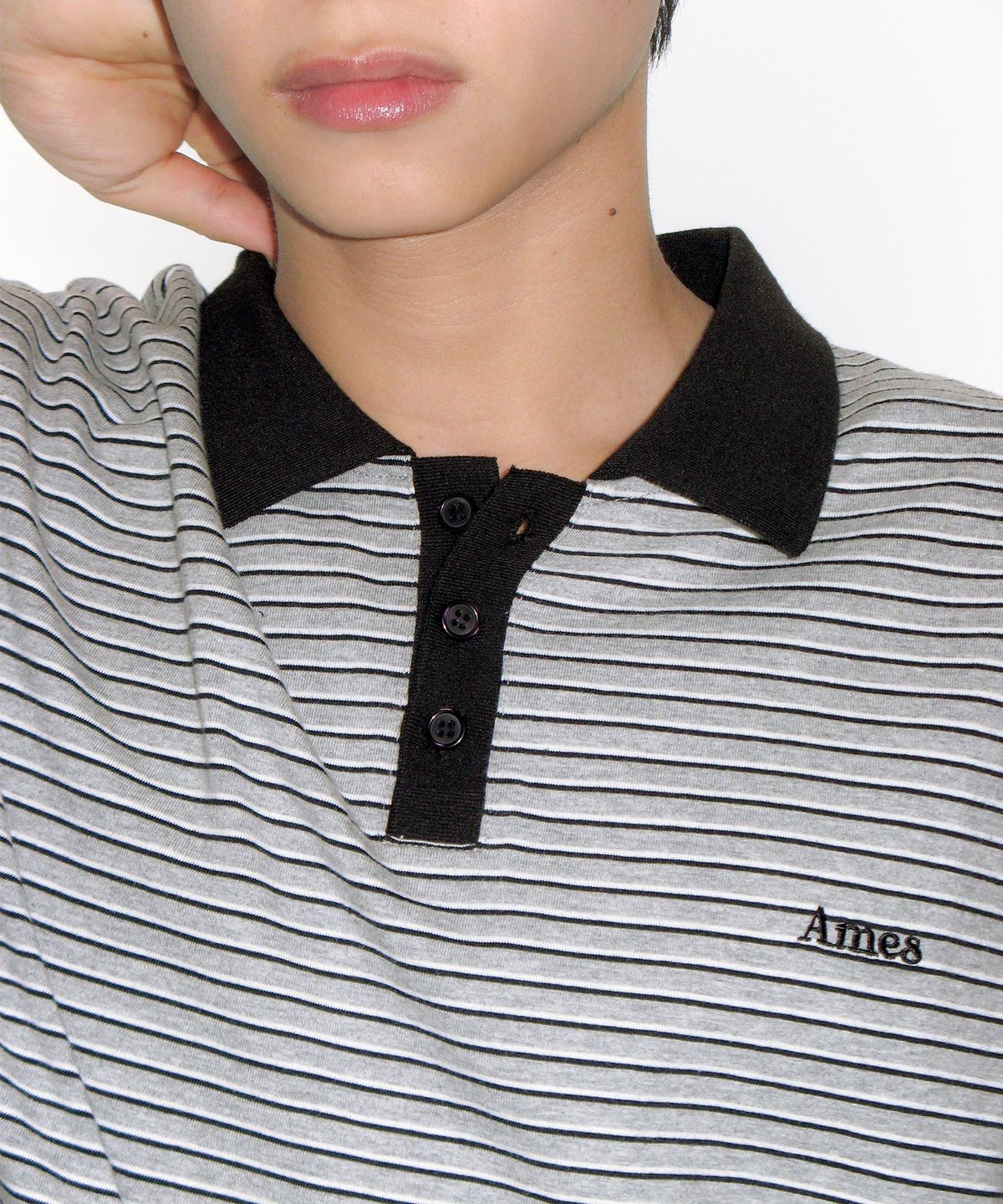 아메스 월드와이드(AMES-WORLDWIDE) BASIC STRIPE COLLAR TEE GREY