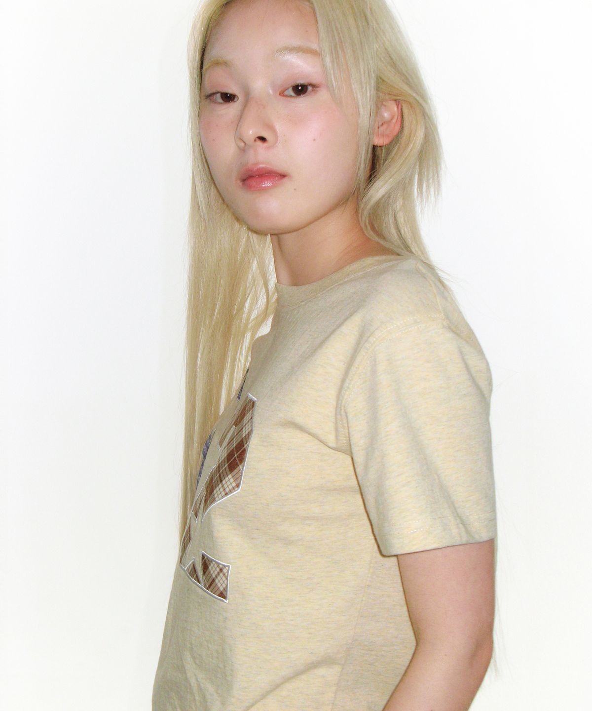 아메스 월드와이드(AMES-WORLDWIDE) 52 APPLIQUE TEE YELLOW