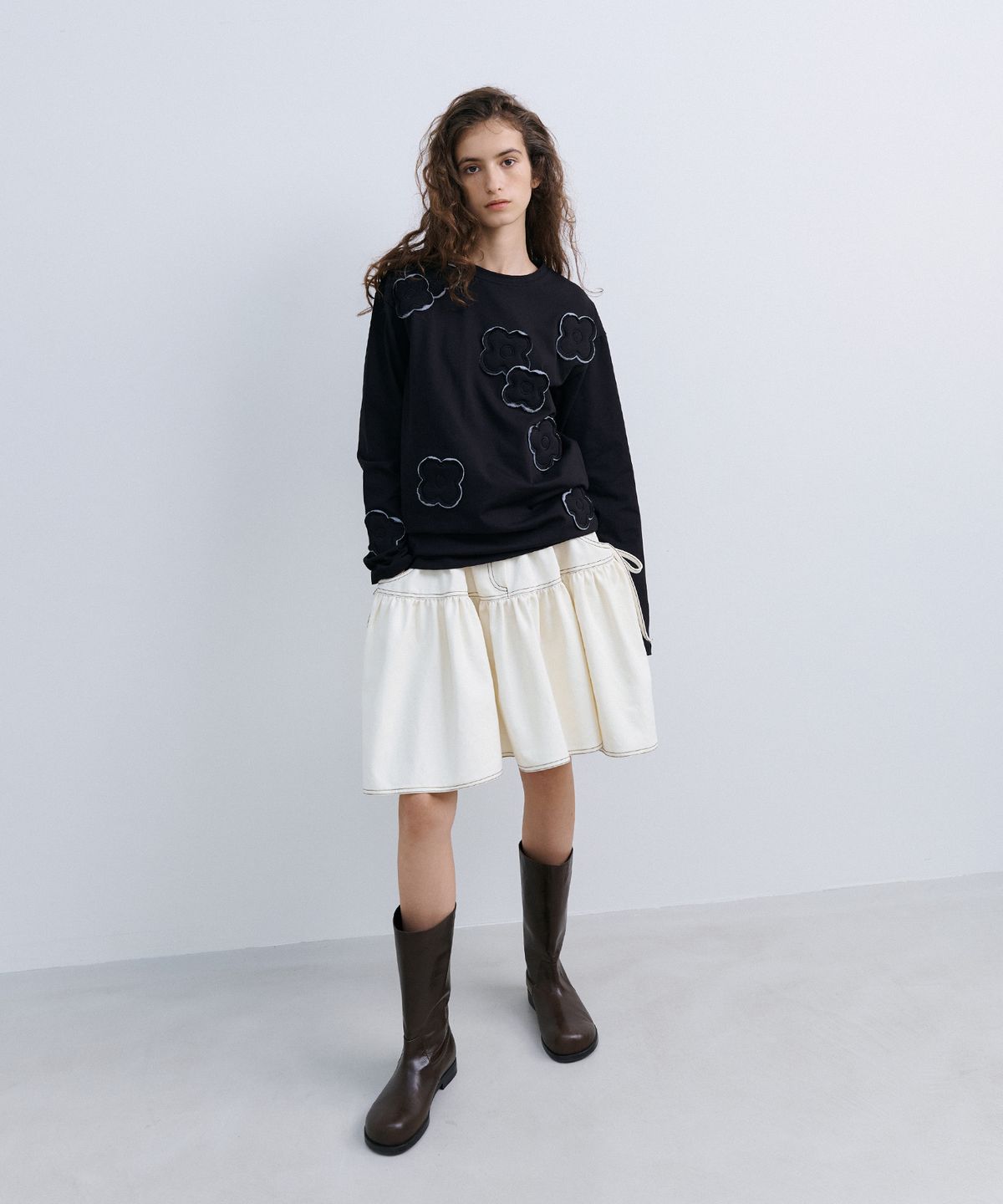 에핑글러(EPINGLER) RIBBON FLARE SKIRT - IVORY
