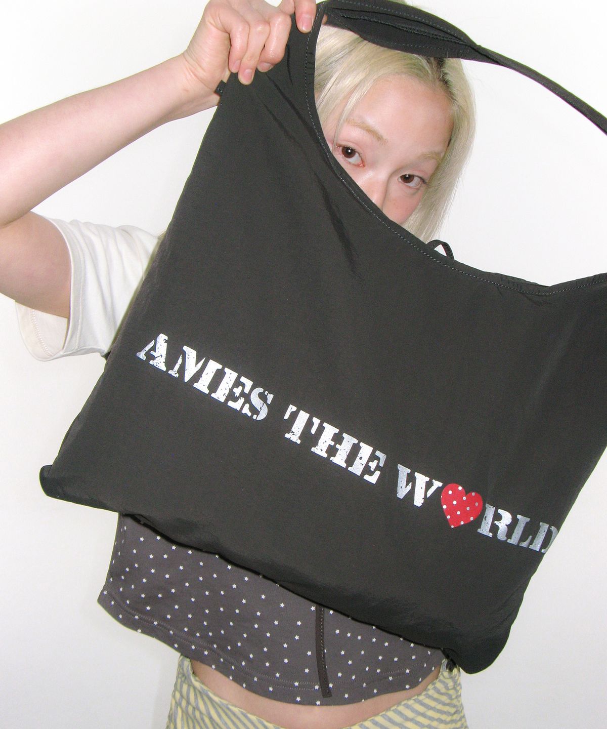 아메스 월드와이드(AMES-WORLDWIDE) LETTERING CASUAL HOBO BAG CHARCOAL