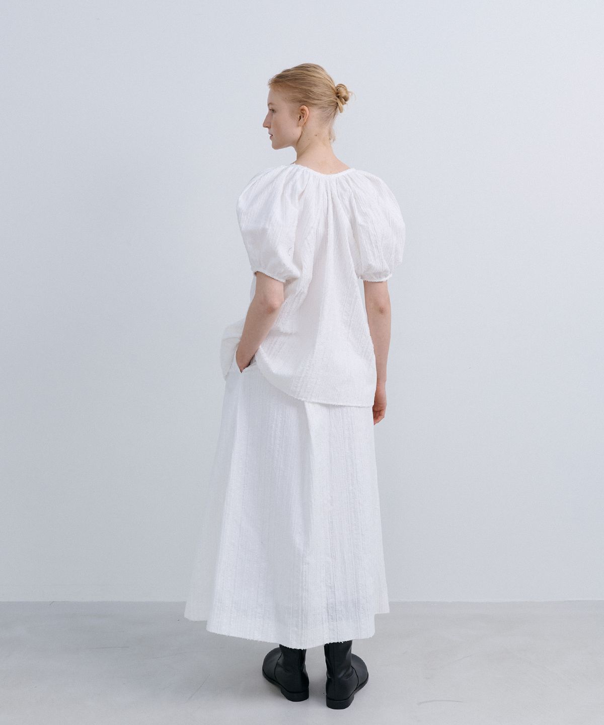 에핑글러(EPINGLER) ORIGAMI WRAP SKIRT - WHITE
