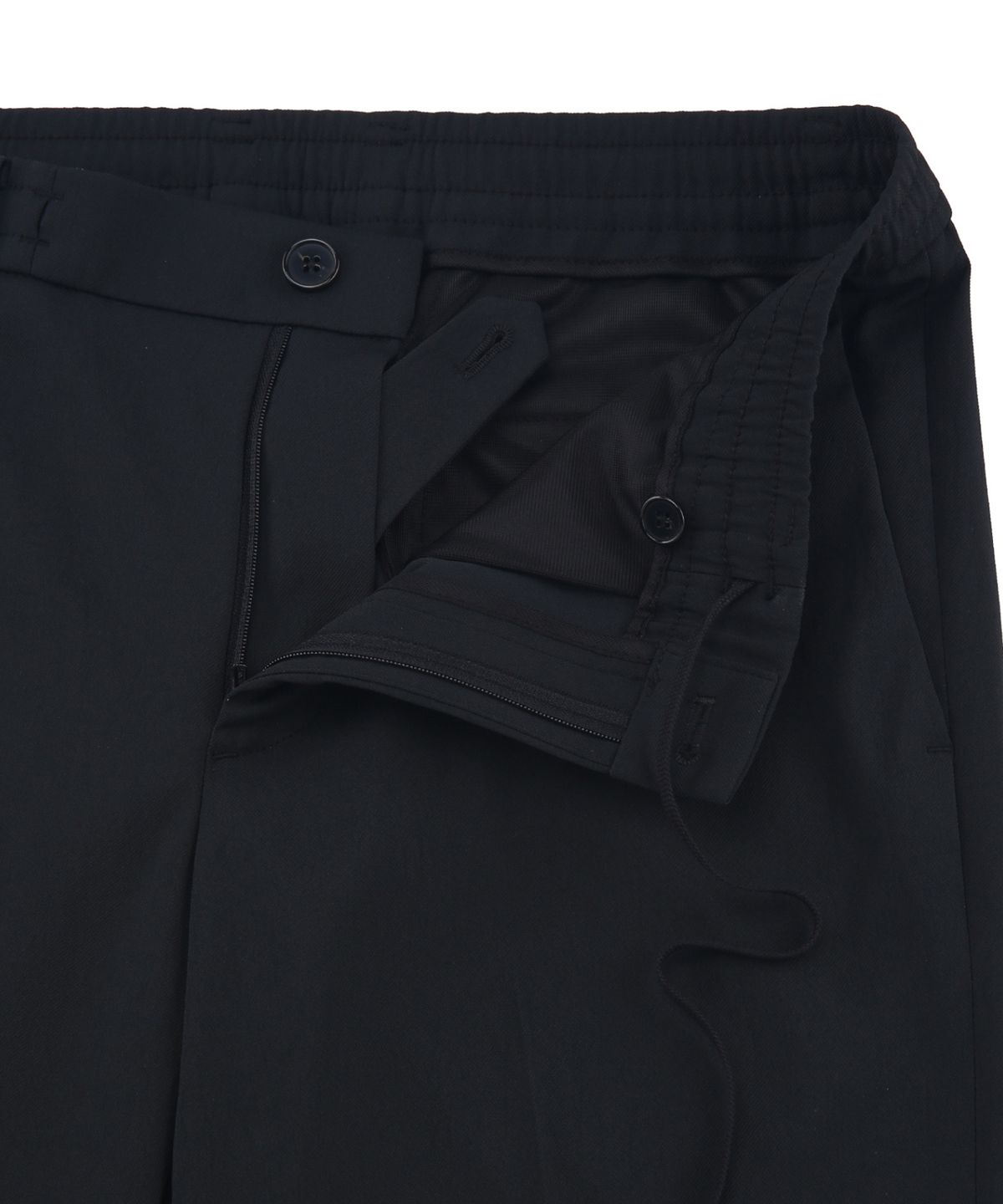 질스튜어트뉴욕 맨(JILLSTUART NEWYORK MEN) 서머 컴포트 스트링 팬츠 - 블랙 (JNPA6B301BK)