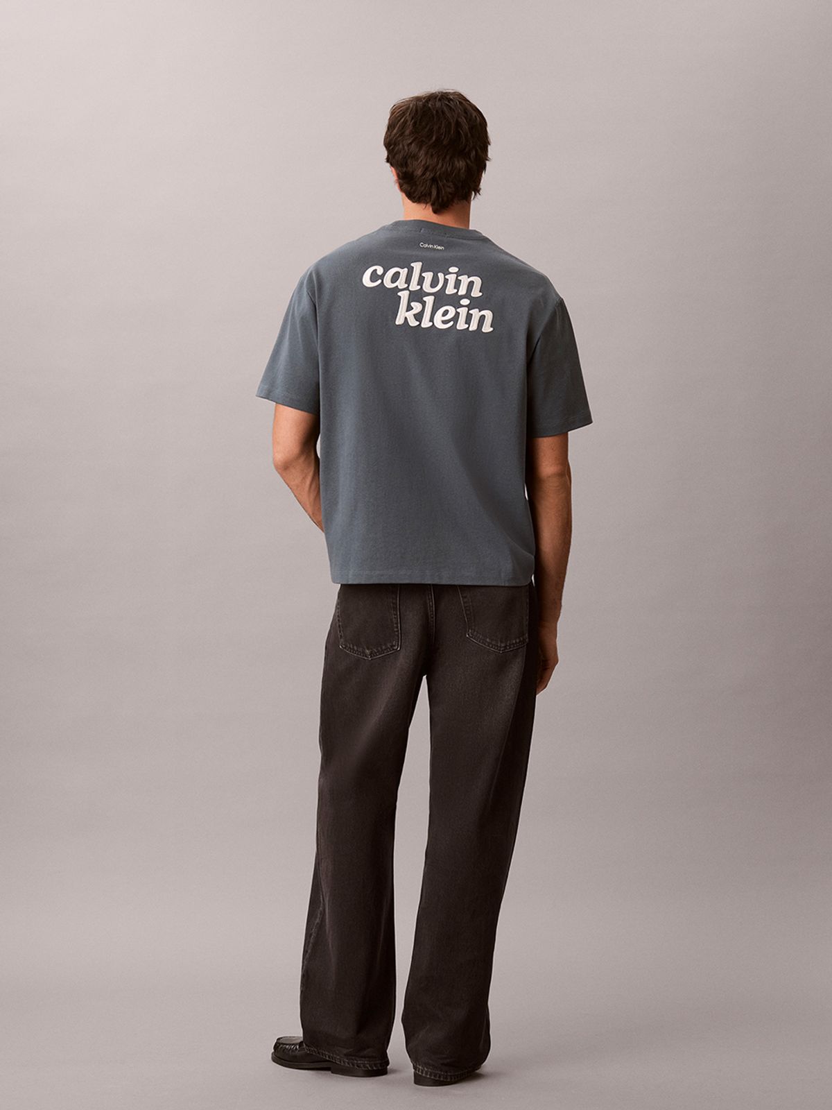 캘빈클라인 진(CALVIN KLEIN JEANS) 헤비 오픈엔드 저지 그래픽 티 4RG248G CEG