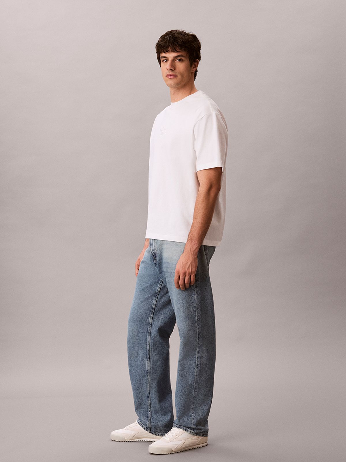 캘빈클라인 진(CALVIN KLEIN JEANS) 헤비 오픈엔드 저지 그래픽 티 4RG248G YAF