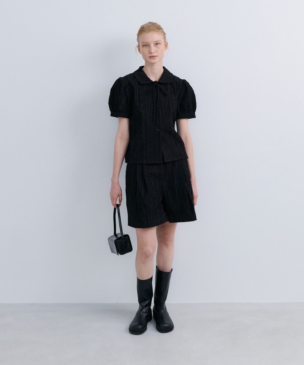 에핑글러(EPINGLER) ORIGAMI MIDI SHORTS - BLACK