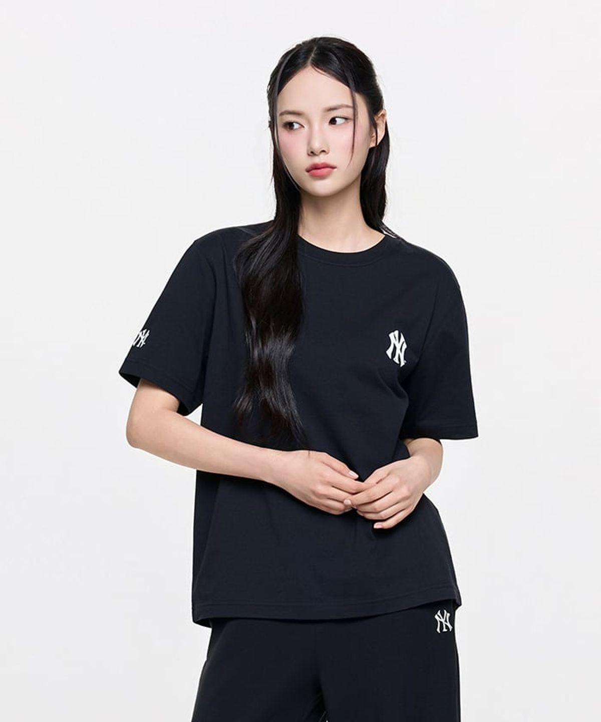 엠엘비(MLB) 베이직 스트릿 등판레터 오버핏 반팔 티셔츠 NY (Black)