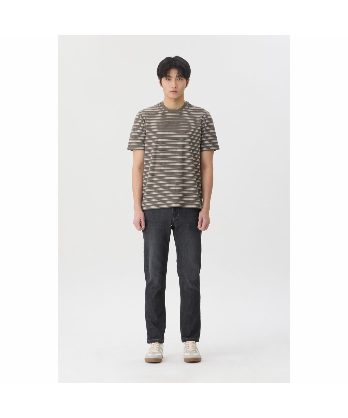 브렌우드(BRENTWOOD) 컬러 스트라이프 라운드넥 티셔츠 BRTAM26561KHX