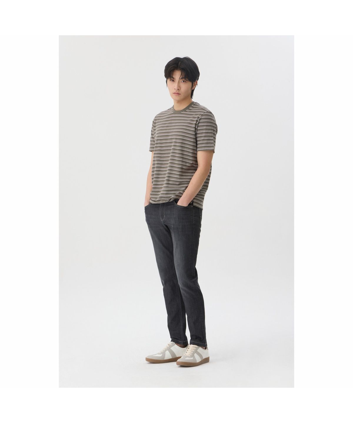 브렌우드(BRENTWOOD) 컬러 스트라이프 라운드넥 티셔츠 BRTAM26561KHX