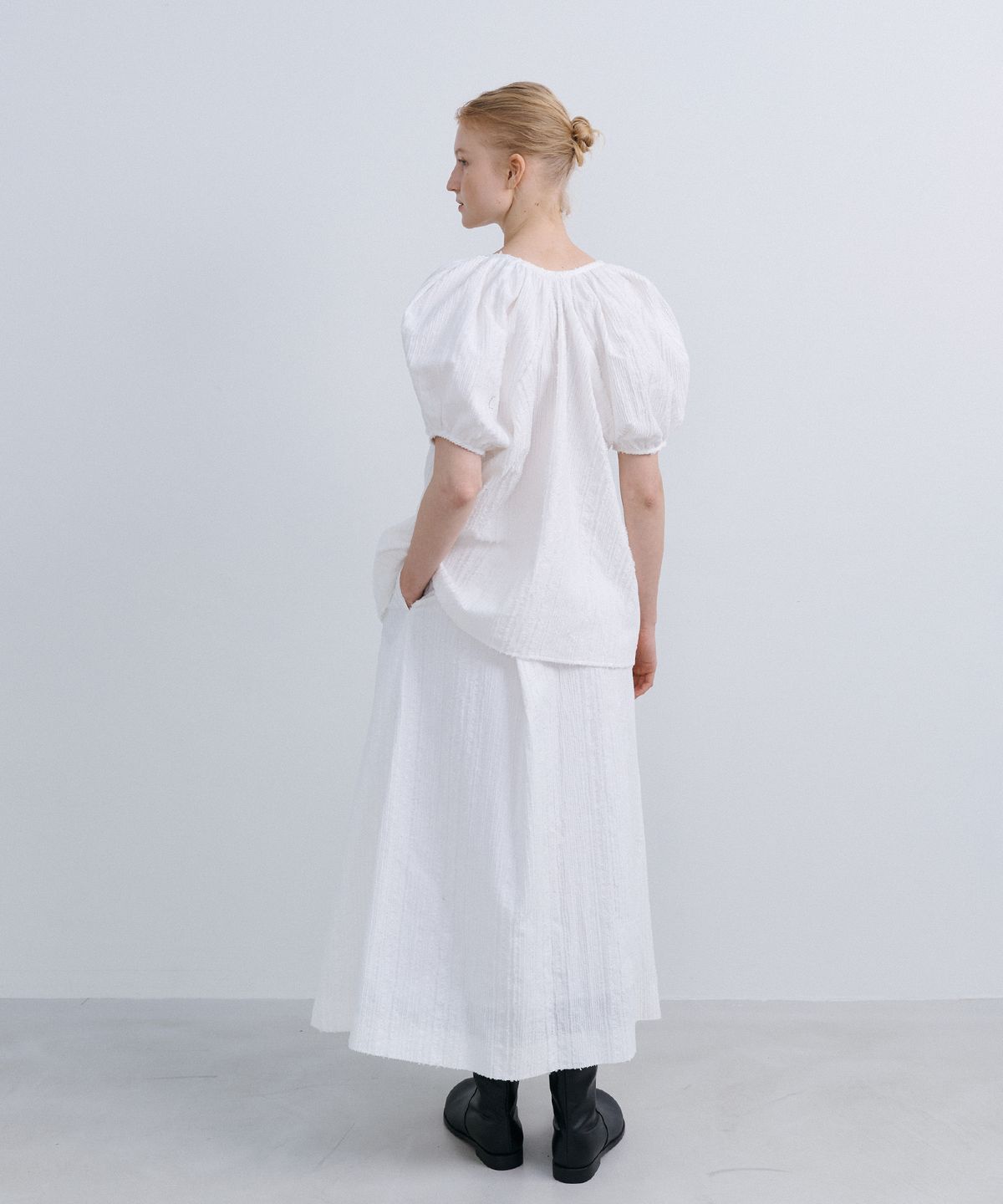 에핑글러(EPINGLER) ORIGAMI RIBBON PATCHED BLOUSE - WHITE