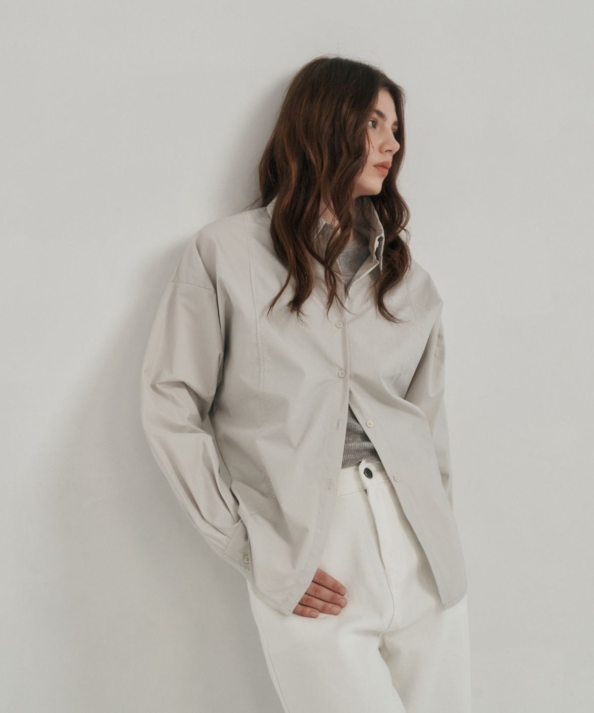 로시로우(LOSSYROW) Back Button Detail Shirt light gray
