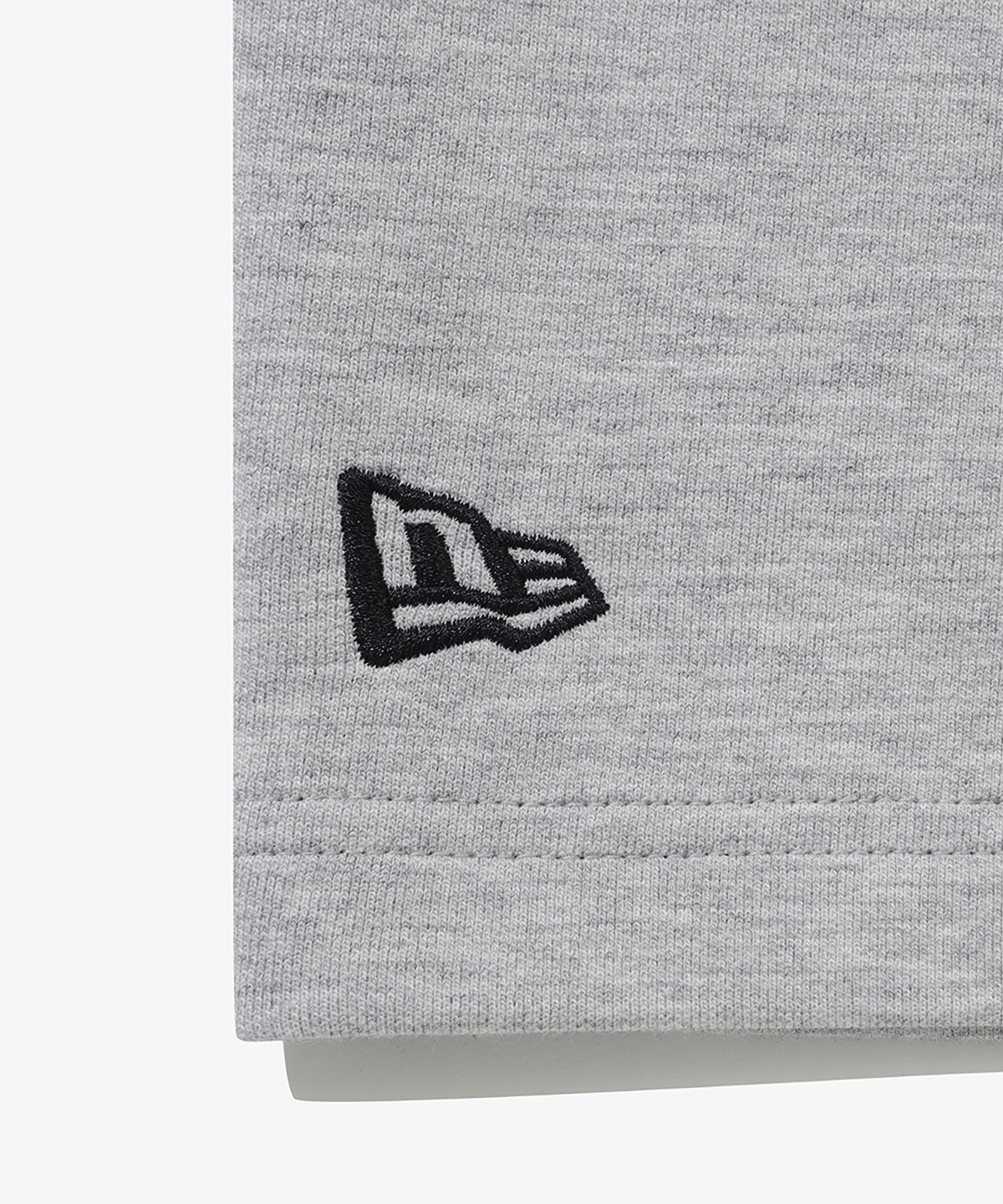 뉴에라(NEW ERA) 와이드 스웨트 하프 팬츠 헤더 그레이 14954601