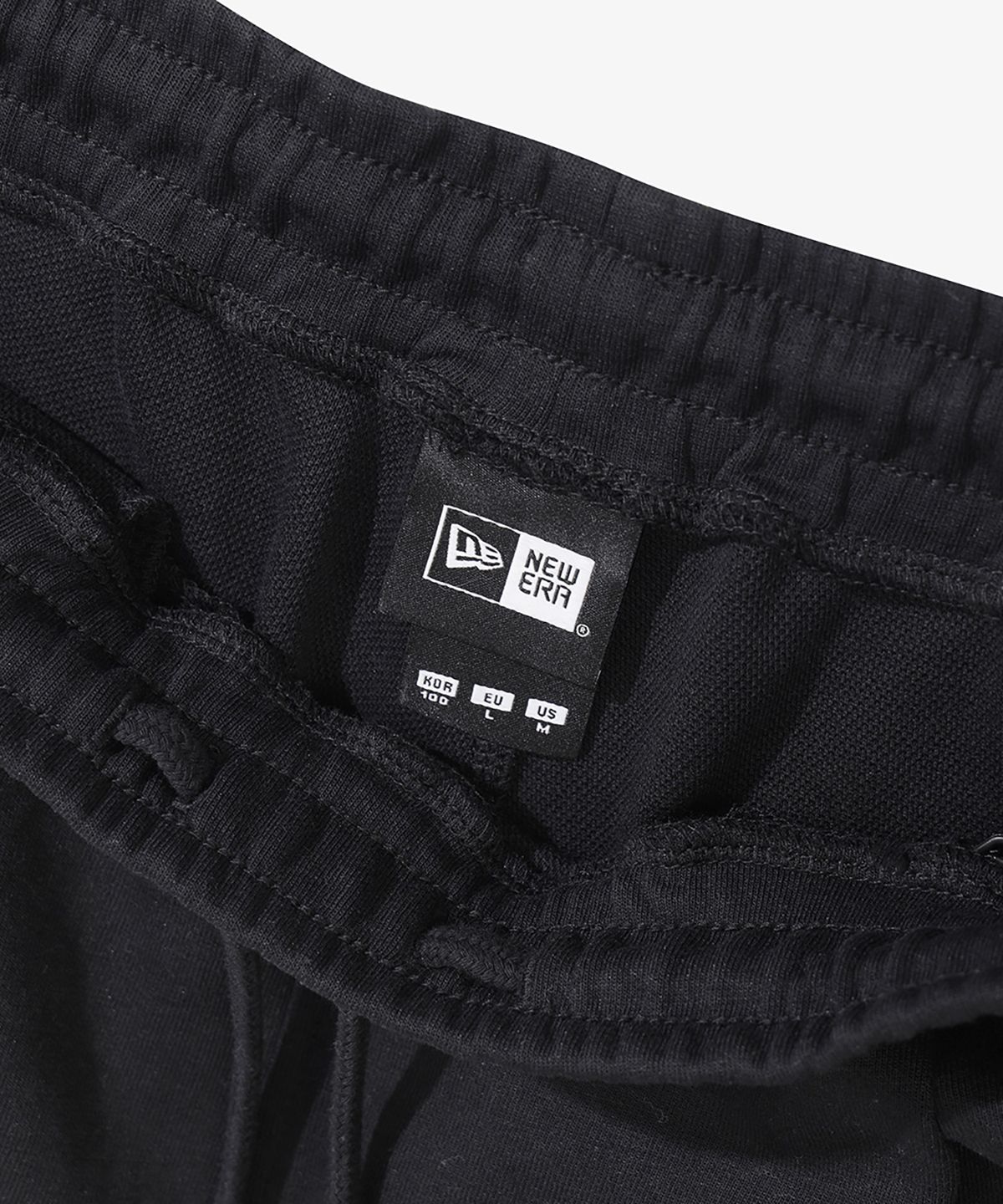 뉴에라(NEW ERA) 와이드 스웨트 하프 팬츠 블랙 14954602