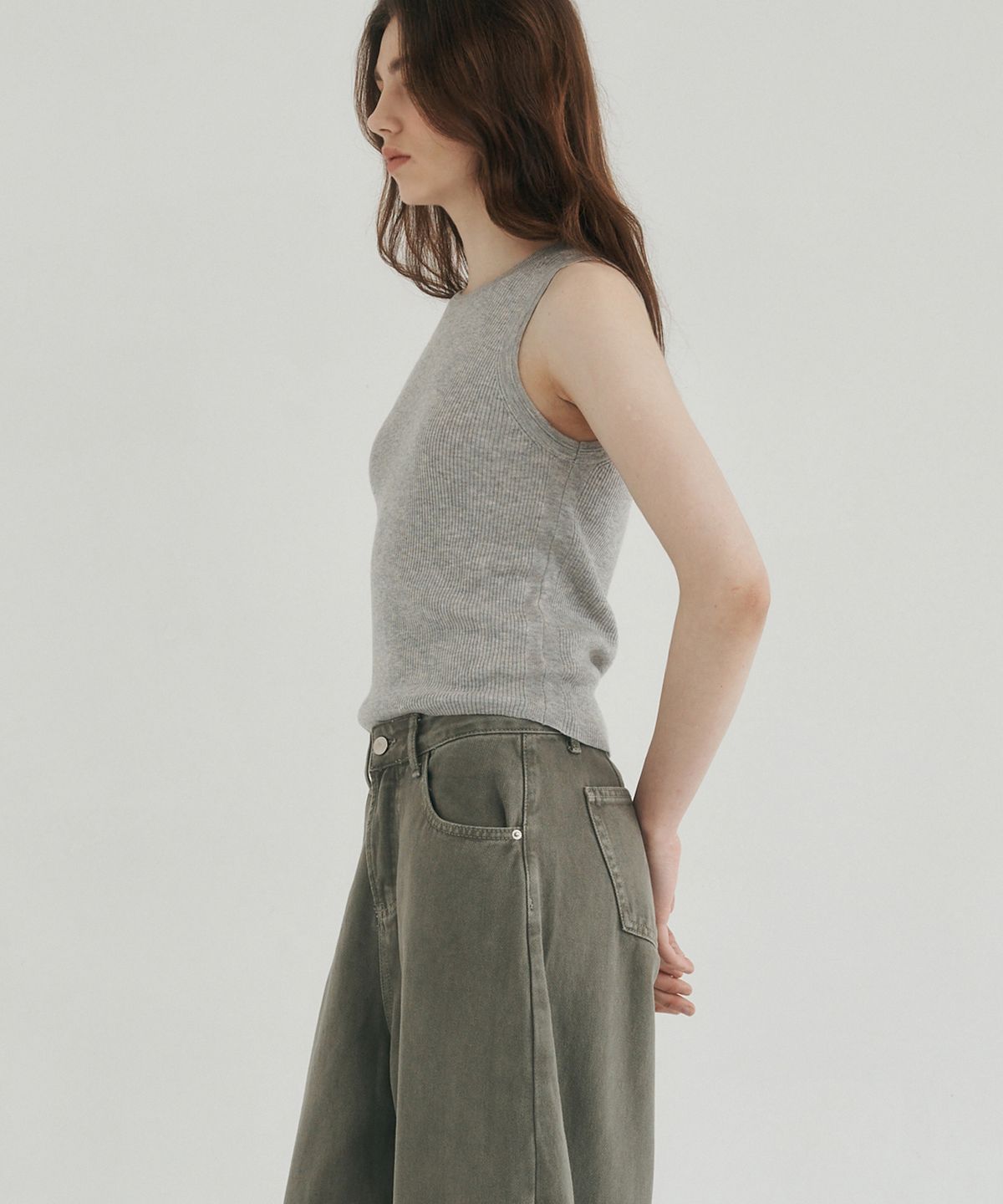 로시로우(LOSSYROW) Round Rib Sleeveless Top gray