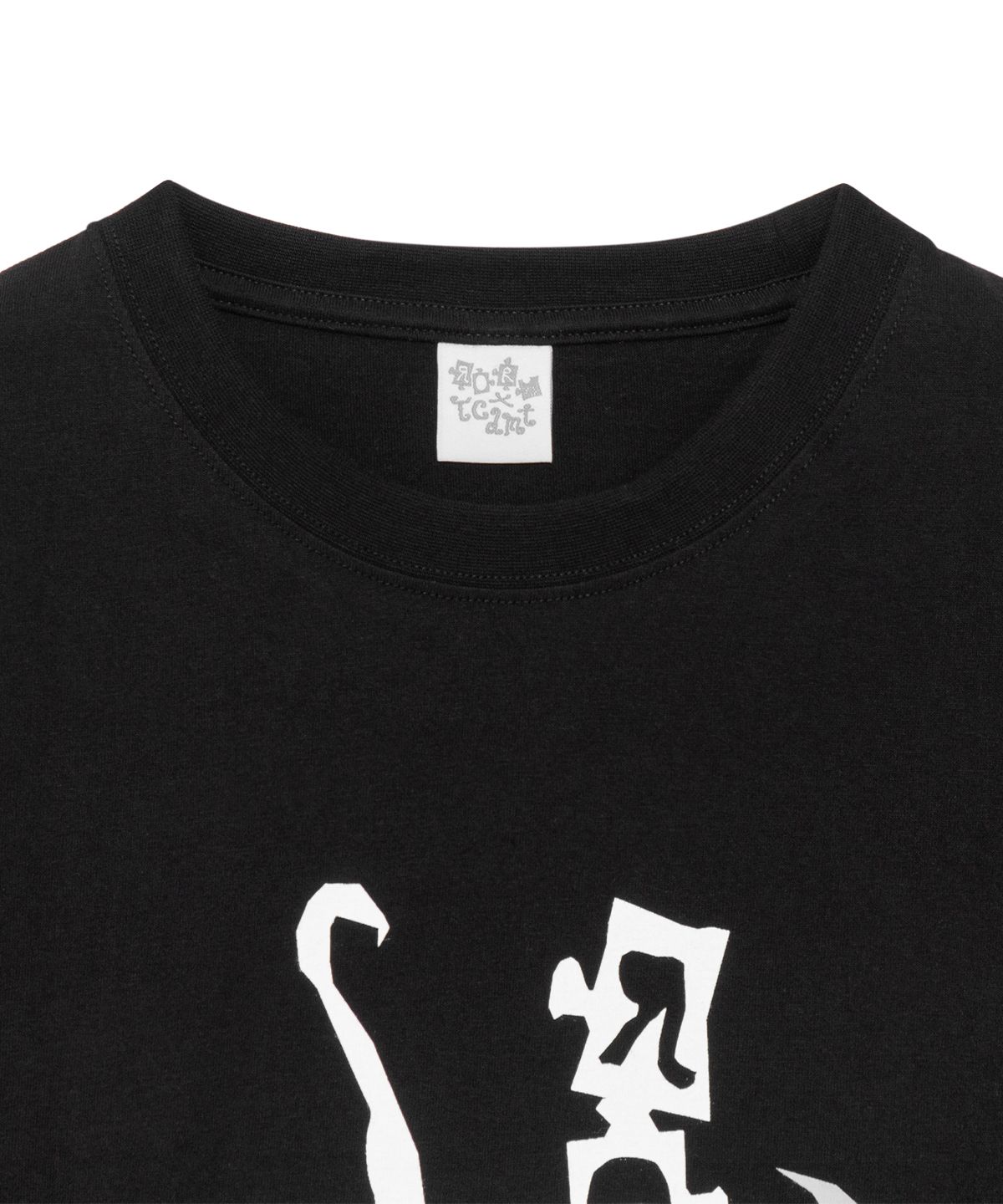 더콜디스트모먼트(THE COLDEST MOMENT) TCM X HANRORO graphic T (black)