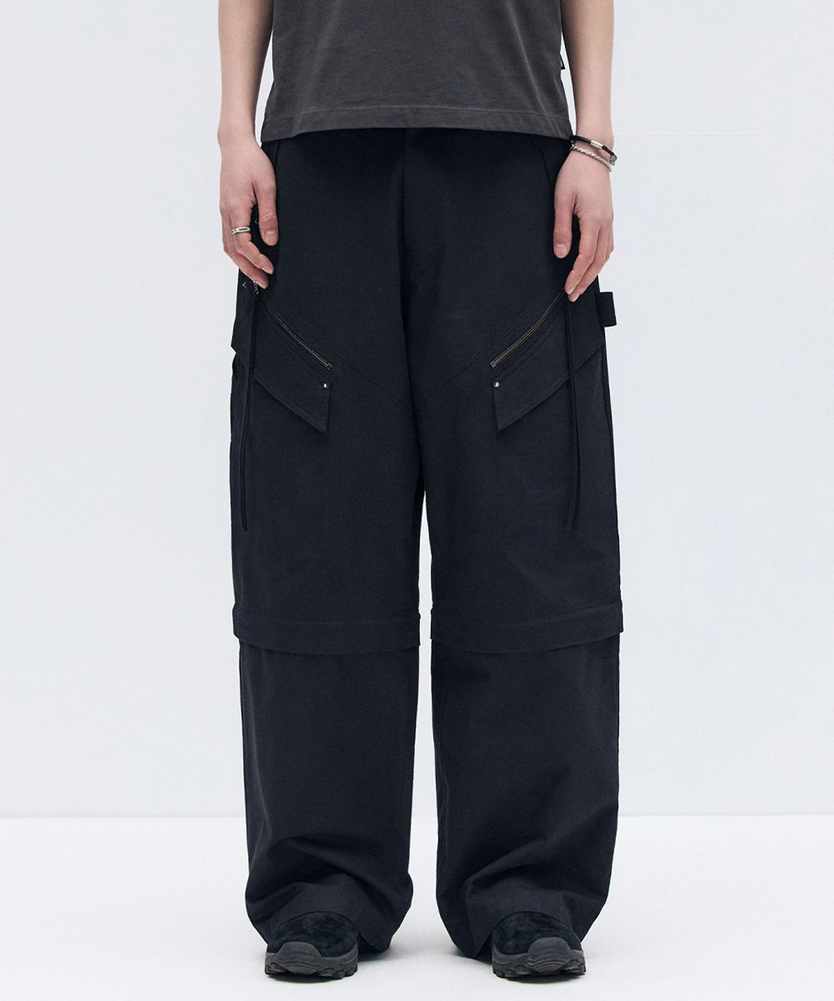 메종미네드(MAISON MINED) DETACHABLE COTTON PANTS BLACK
