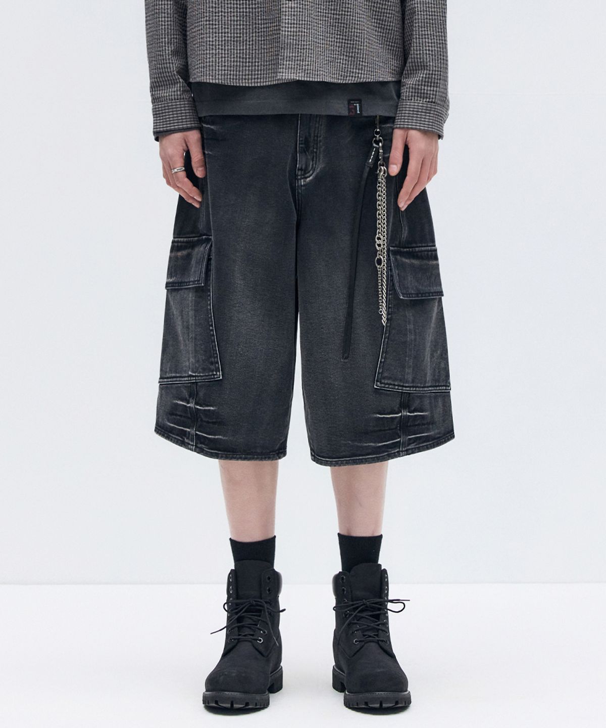 메종미네드(MAISON MINED) VESTIGE CARGO BERMUDA PANTS BLACK
