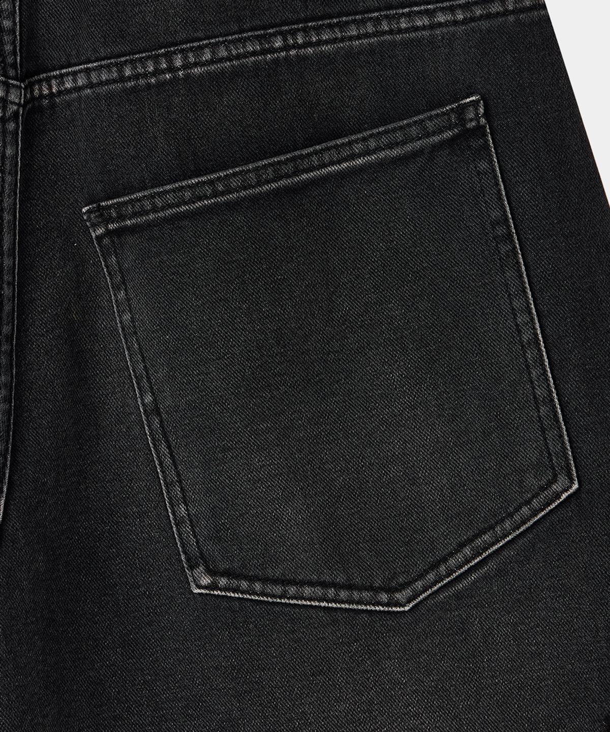 메종미네드(MAISON MINED) VESTIGE CARGO BERMUDA PANTS BLACK