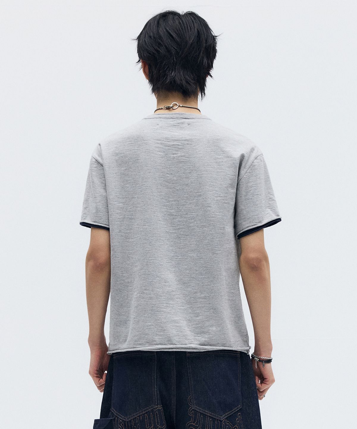 메종미네드(MAISON MINED) MP3 GRAPHIC LAYERED HALF T MELANGE GRAY